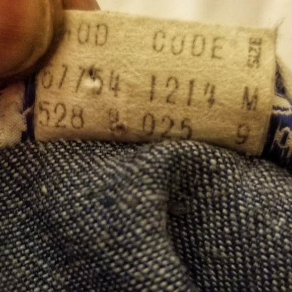 Levi's | Vintage Orange Tab Unisex Button Down Denim Shirt (Medium) - Picture 4 of 8